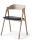 Stühle und Bänke